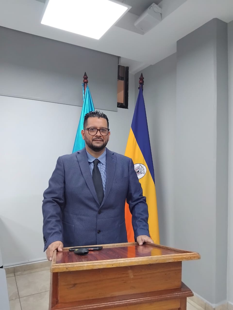 Defensa de tesis, Lic. Hugo Alejandro Gutiérrez Portillo